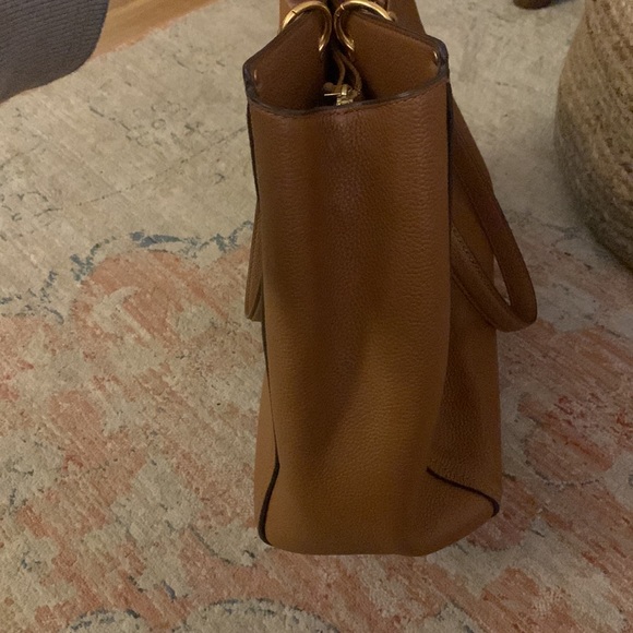 Tory Burch Everly Leather Tote - Picture 7 of 13